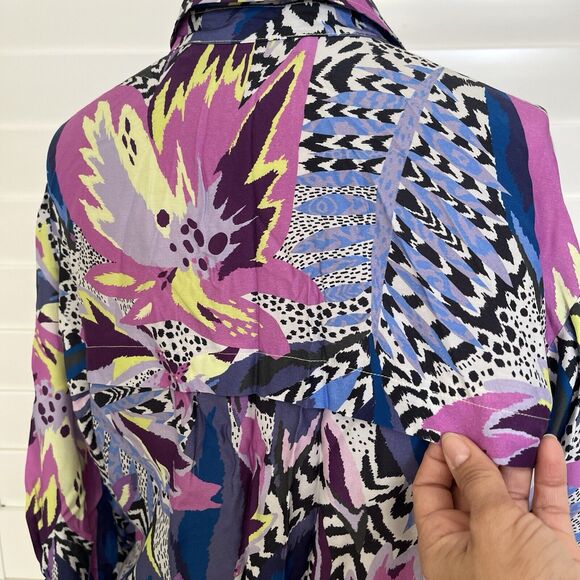 Marie Oliver Multiprint Boxy Button Front Blouse Size XS, silk blend, 1/2 sleeve - Picture 7 of 8